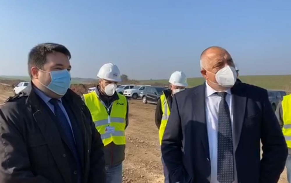 Борисов инспектира ключов обект след срещата с НОЩ ВИДЕО