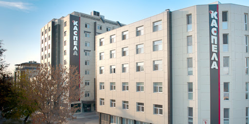 Борят се за живота на млад мъж от Пловдив, повален от COVID-19