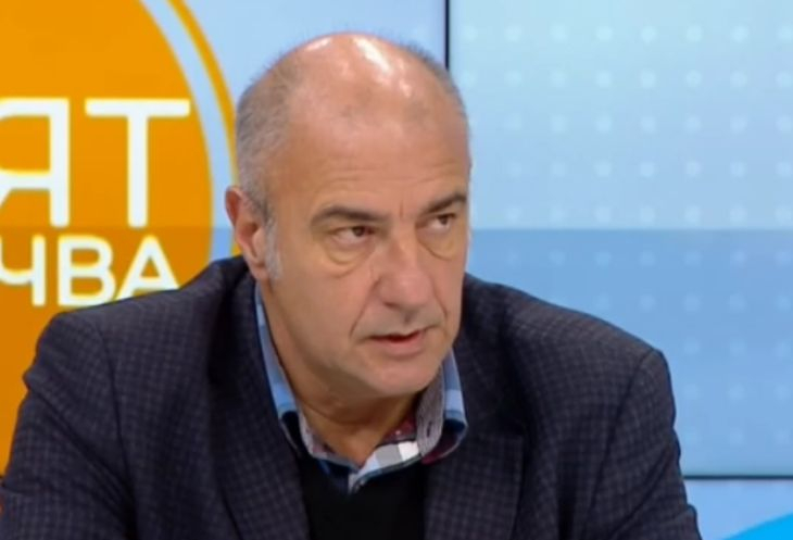 Доц. Киров бие аларма: Самолечението от К-19 става по-опасно от вируса
