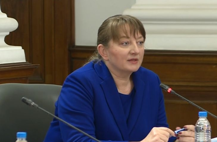 Сачева обяви кои хора ще получат пари от държавата по време на локдауна 