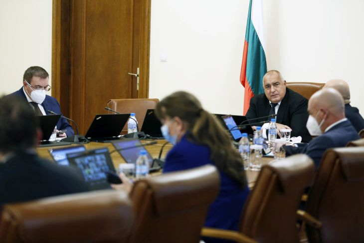 Борисов за новите мерки: Искам много ясно хората да разберат, че на 21 декември, ще...