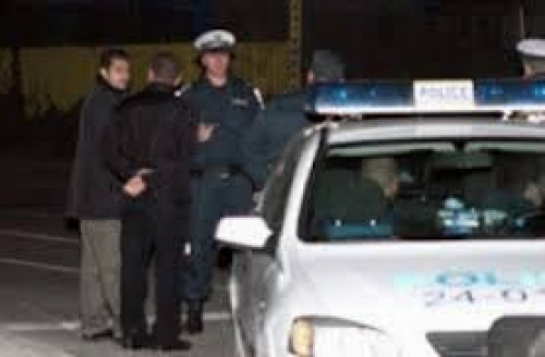 Екшън в Сандански: Трима мъже извлякоха млада жена от колата й и стана страшно 