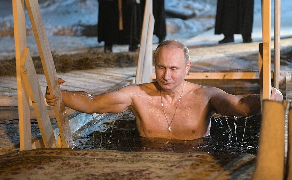 Светът полудя по лечебните валенки на Путин СНИМКИ 