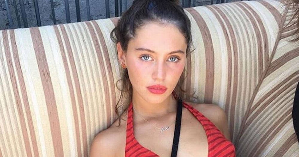 Щерката на Джъд Лоу разгорещи мрежата със СНИМКА 18+