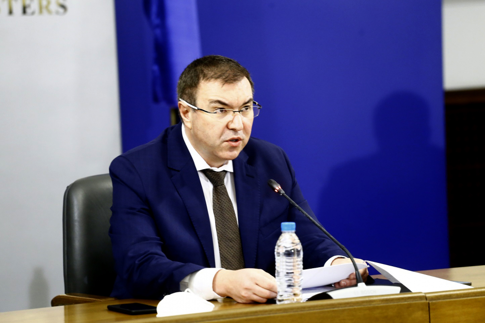 Проф. Ангелов: Путин трябва да стане част от историята
