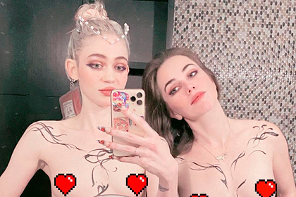 Жената на Илон Мъск се пусна гола от тоалетната СНИМКА 18+ 