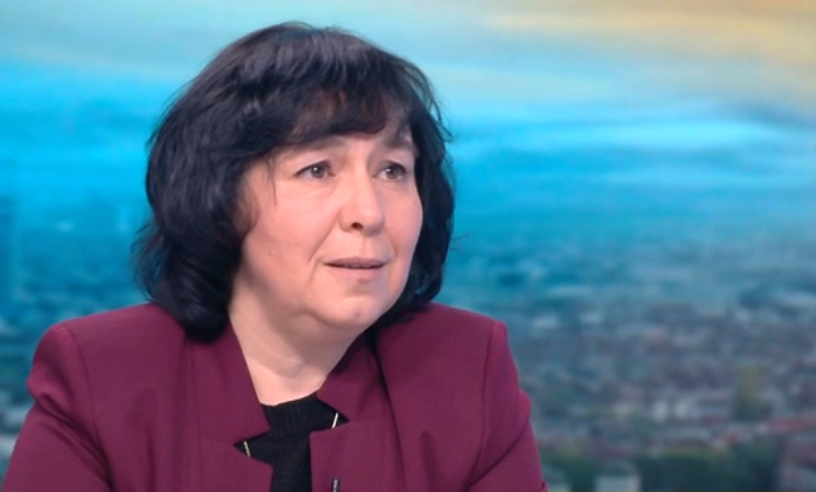 Проф. Петрова: Едно по едно отпадат лекарствата срещу К-19, единственото спасение е...  