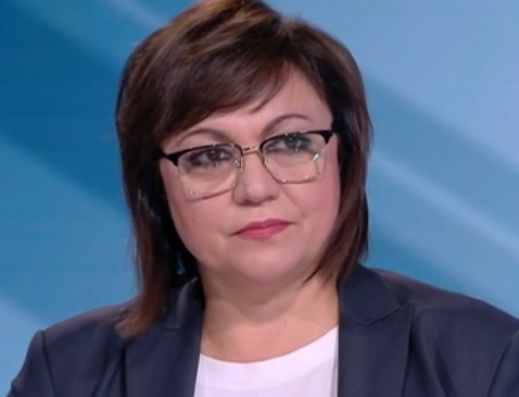 Сензационна СНИМКА на Нинова! Тя скочи на Борисов и разкри колко тежко е изкарала К-19