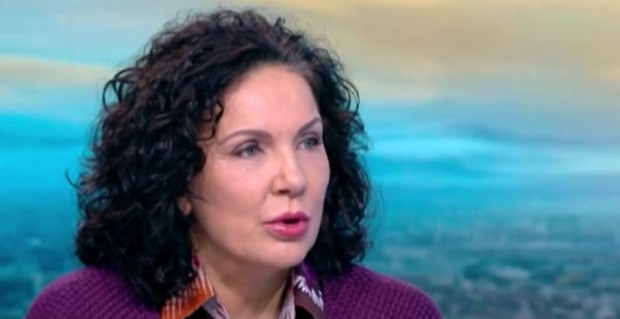 Лекарка към Първанова: Срам сте с тези дебелокожи проповеди, поне идете в "Пирогов" за санитарка