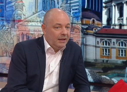 След "ужасяващата вълна": Проф. Габровски разкри какво се случва пред "Пирогов" седмица след локдауна 
