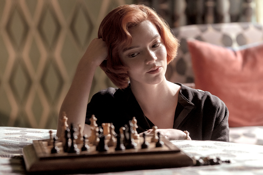 Сериалът Queen's Gambit събуди шахмата