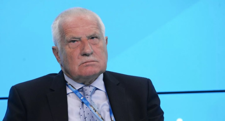 Бивш президент бе глобен за неправилно носене на маската