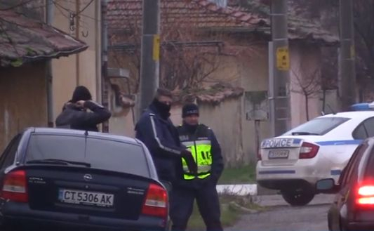 Още зловещи разкрития за убиеца на дядо Илия от Дъбово, дни преди зверството...