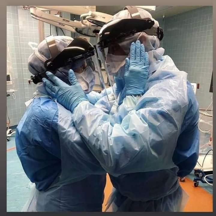 В наша болница спасиха живота на болна от К-19 в изключително тежко състояние с нов терепавтичен подход