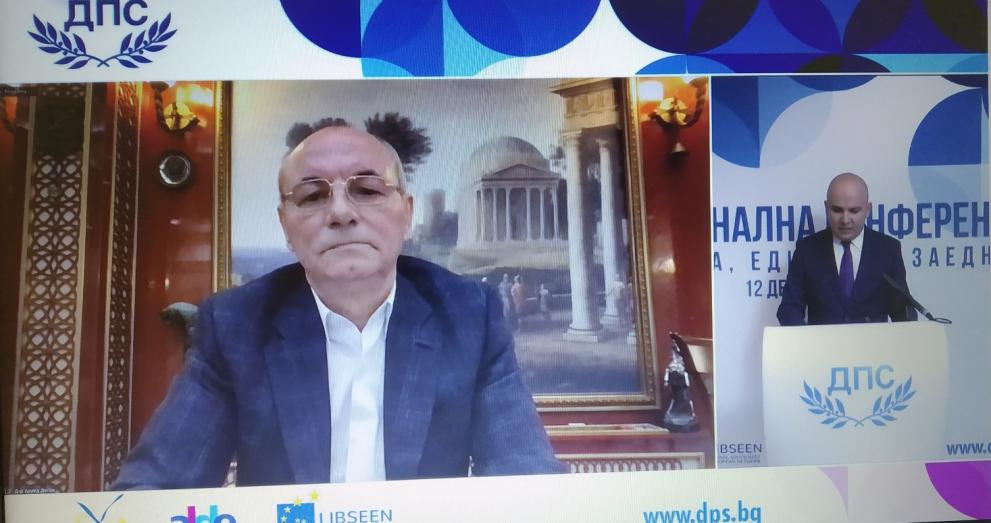 Почетният председател на ДПС д-р Ахмед Доган със знаково слово за трудните и непредвидими времена, в които живеем