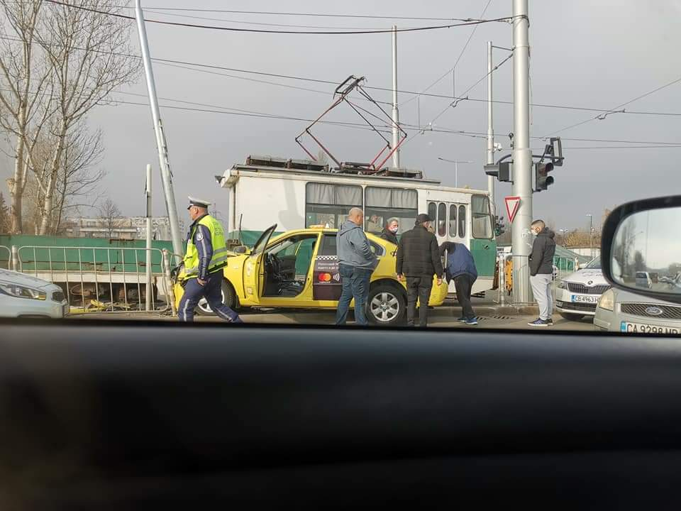 Сигнал до БЛИЦ! Ново адско меле в "Овча купел" в София СНИМКИ