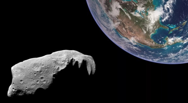 NASA: Три опасни астероида се приближават към Земята