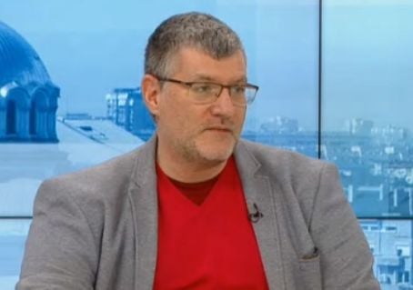 Проф. Георги Момеков каза време ли е да се разхлабят К-19 мерките 