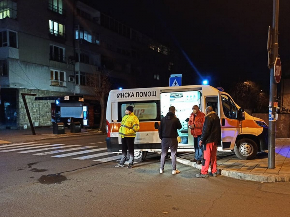 Потресена жена: Пишлигари превърнаха центъра на Бургас в Кербала 