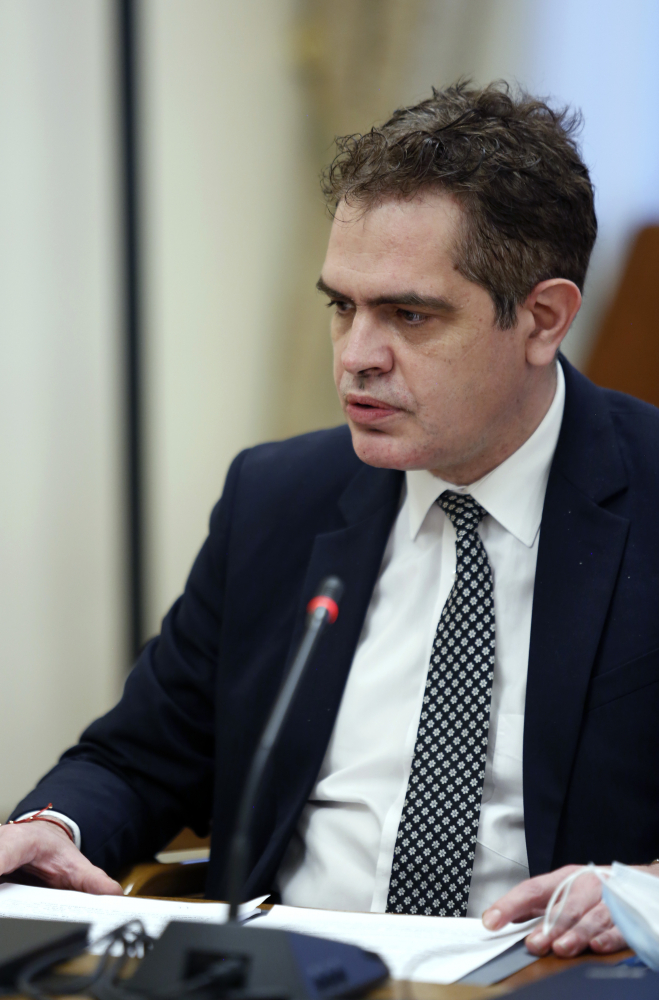 Икономическият министър с изненадващи новини насред коронакризата 