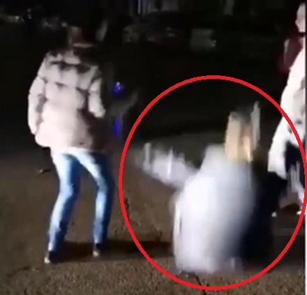 Смразяващо кръвта ВИДЕО от мига, в който прострелват жена на новогодишното хоро в Ловеч