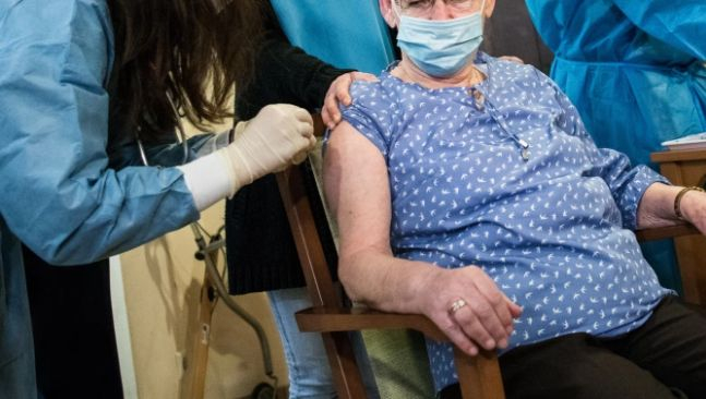 Случи се и на Балканите: Жена умря на следващия ден след ваксиниране срещу К-19