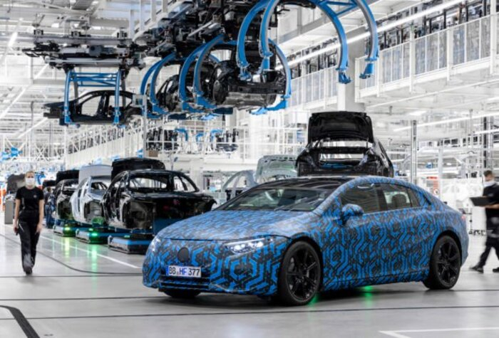 Джип от Ferrari и 7-местен Mercedes: Посочиха най-ярките електромобили на 2021 г.