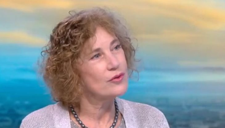 Елена Поптодорова: Пречупен е гръбнакът на Републиканската партия в САЩ