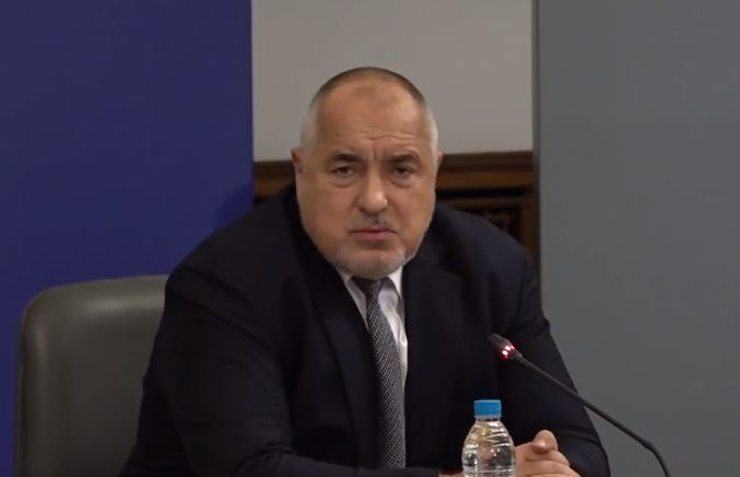 Борисов попари Радев: Много нечистоплътно е това, което иска!