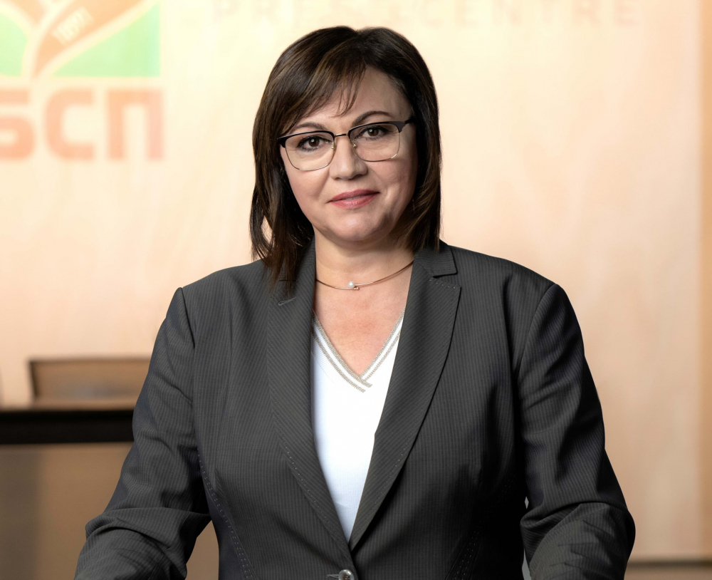 Нинова отвърна на критиците си 