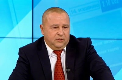 Кметът на Калофер: Никой не можеше да спре мъжкото хоро