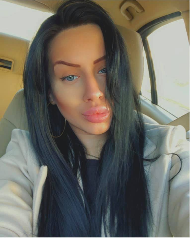 Палавата танцьорка Габриела, която помля 10 коли с джипа си в Пловдив, не е на себе си! Причината е... СНИМКИ