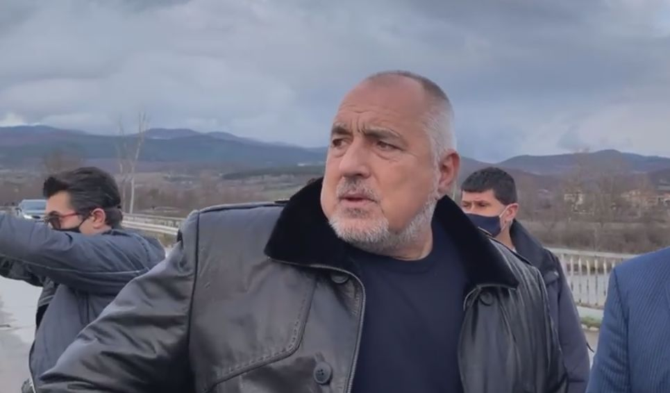 Борисов видя потопа в България и се ядоса: От жълтите павета е лесно да коментираш ВИДЕО