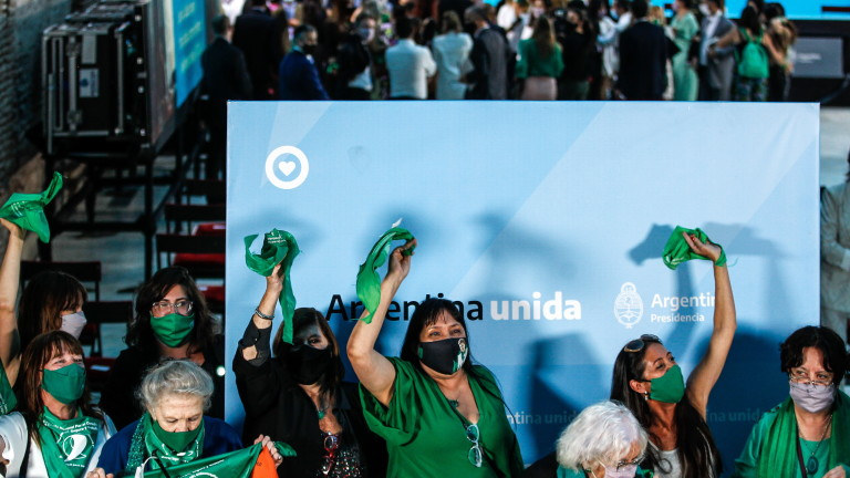 Аржентина легализира абортите