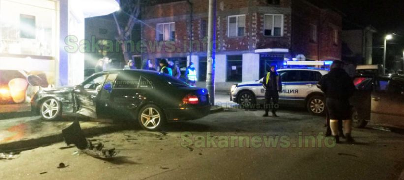 Млад харманлиец с "Мерцедес" отне предимство на колежка и стана голяма беля СНИМКА