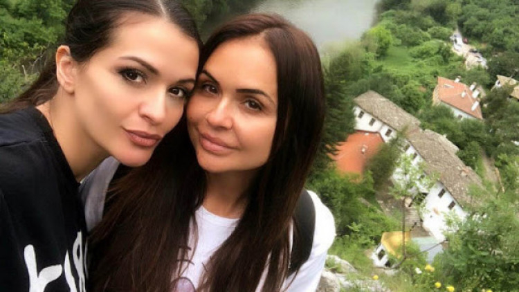 Сестрата на Преслава прекали с фотошопа на тази СНИМКА