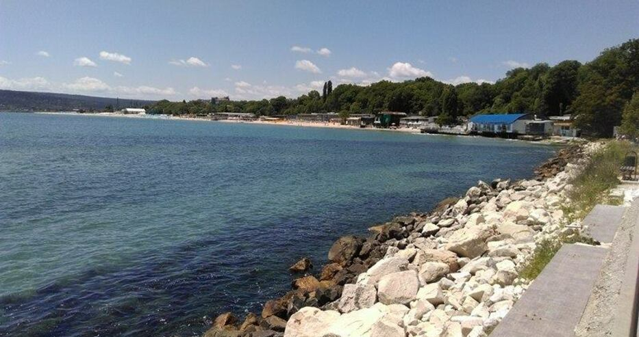 Като пролет: В тези български градове днес хората разсъблякоха връхните дрехи 