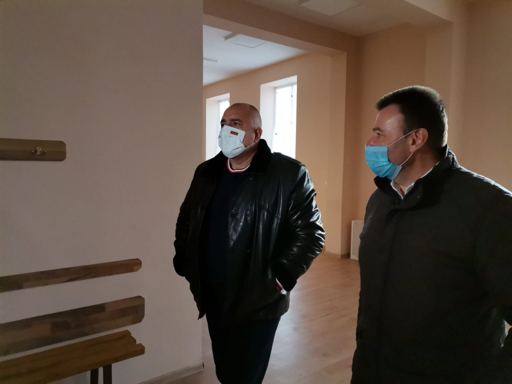 Премиерът хвърли на Радев горещия картоф за Навални и му отправи важен въпрос ВИДЕО
