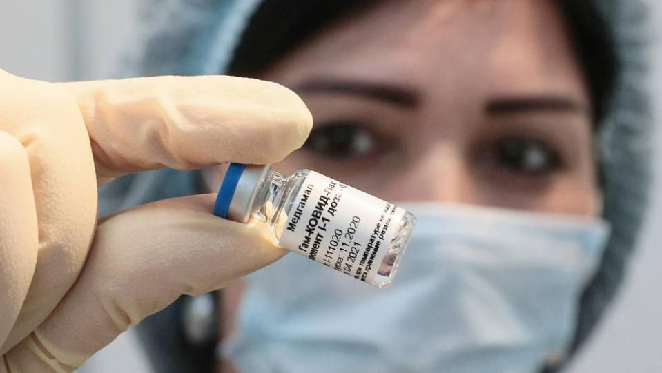  Проф. Кантарджиев хвърли бомба за руската ваксина „Спутник V“