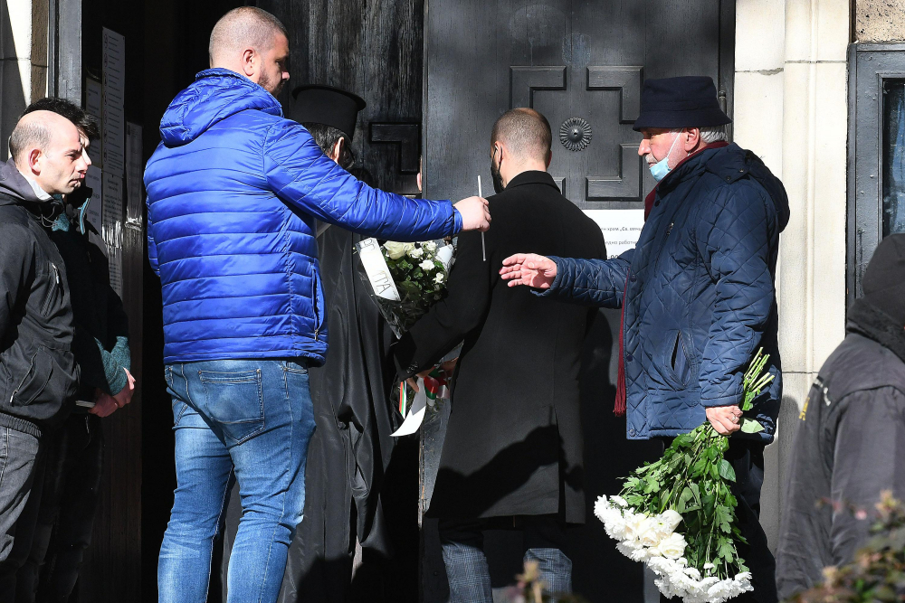 Симеон Сакскобургготски си взе последно сбогом с адвоката и текстописец Асен Ошанов СНИМКИ