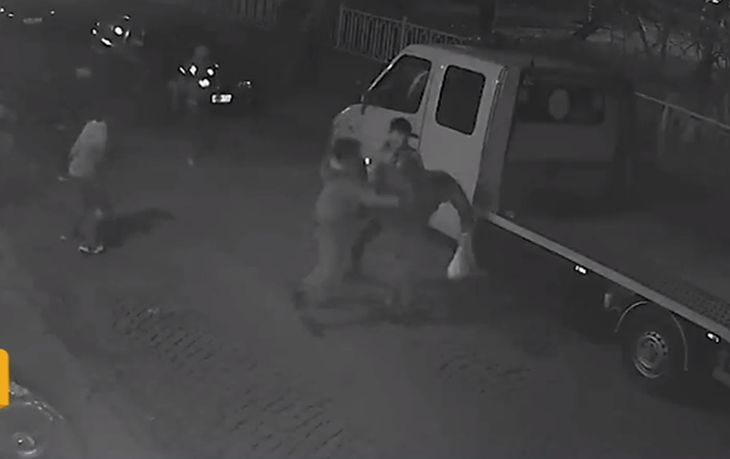 Подробности за дивашкия побой на младеж от цигани в Пловдив ВИДЕО