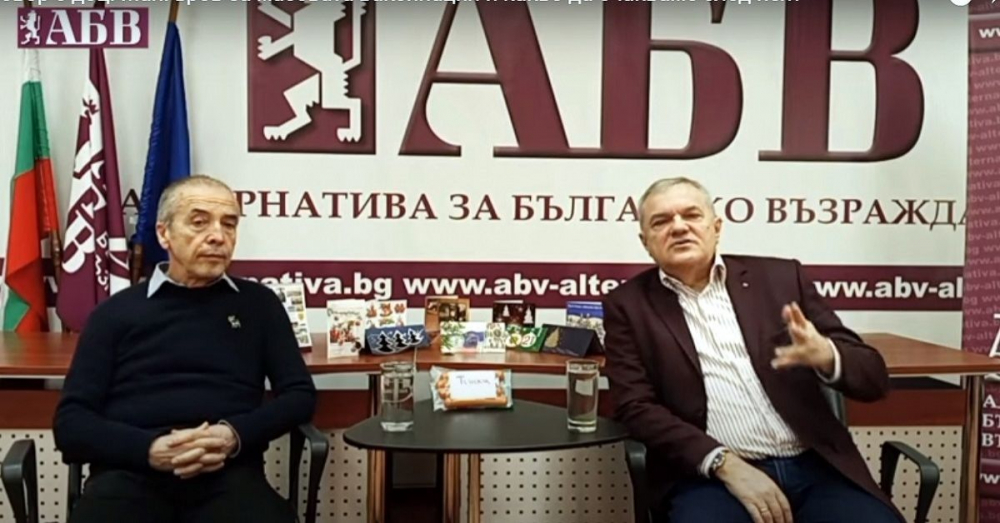 Доц. Мангъров се цани за депутат, а мрежата кипна