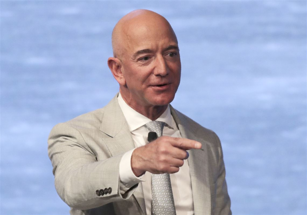 Джеф Безос вече не е главен изпълнителен директор на Amazon
