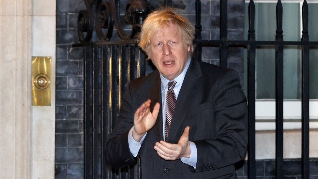 Богомил Бонев: Борис Джонсън трябва да бъде съден като военен престъпник