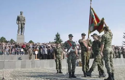Във военното училище в Търново няма нито един курсант с К-19, ето защо
