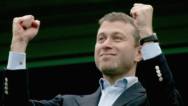 „Индипендънт” се извини на Абрамович заради Навални и му предложи пари за... 
