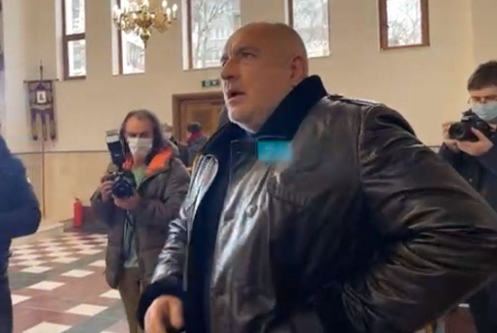 Борисов с орден от Варненската епархия ВИДЕО