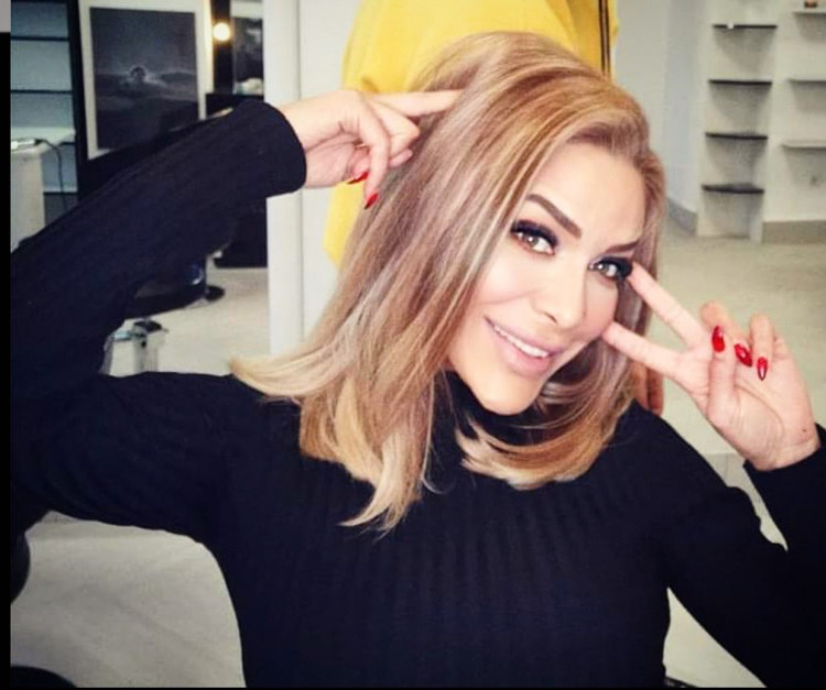 Шок! Бони обяви: Ставам стриптийзьорка 