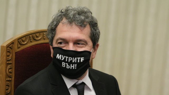 Тошко Йорданов с реакция на апела на Нинова 