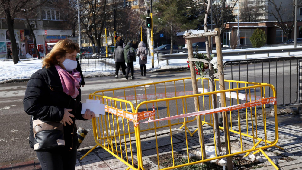 Хиляди законни павилиони дебнат с кабели убийци